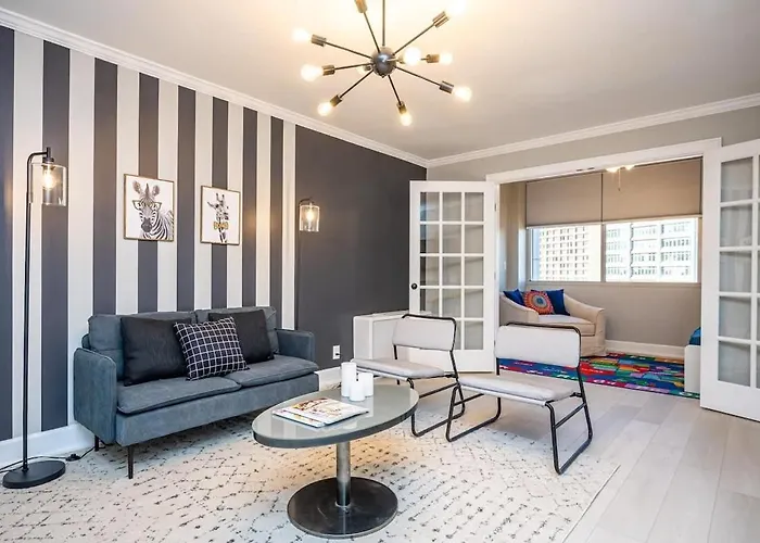 Downtown Atl Condo Onsite Parking King Bed & Bonus Room Lm1901
