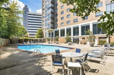 Holiday home Downtown Atl Onsite Parking King Bed & Bonus Lm1901