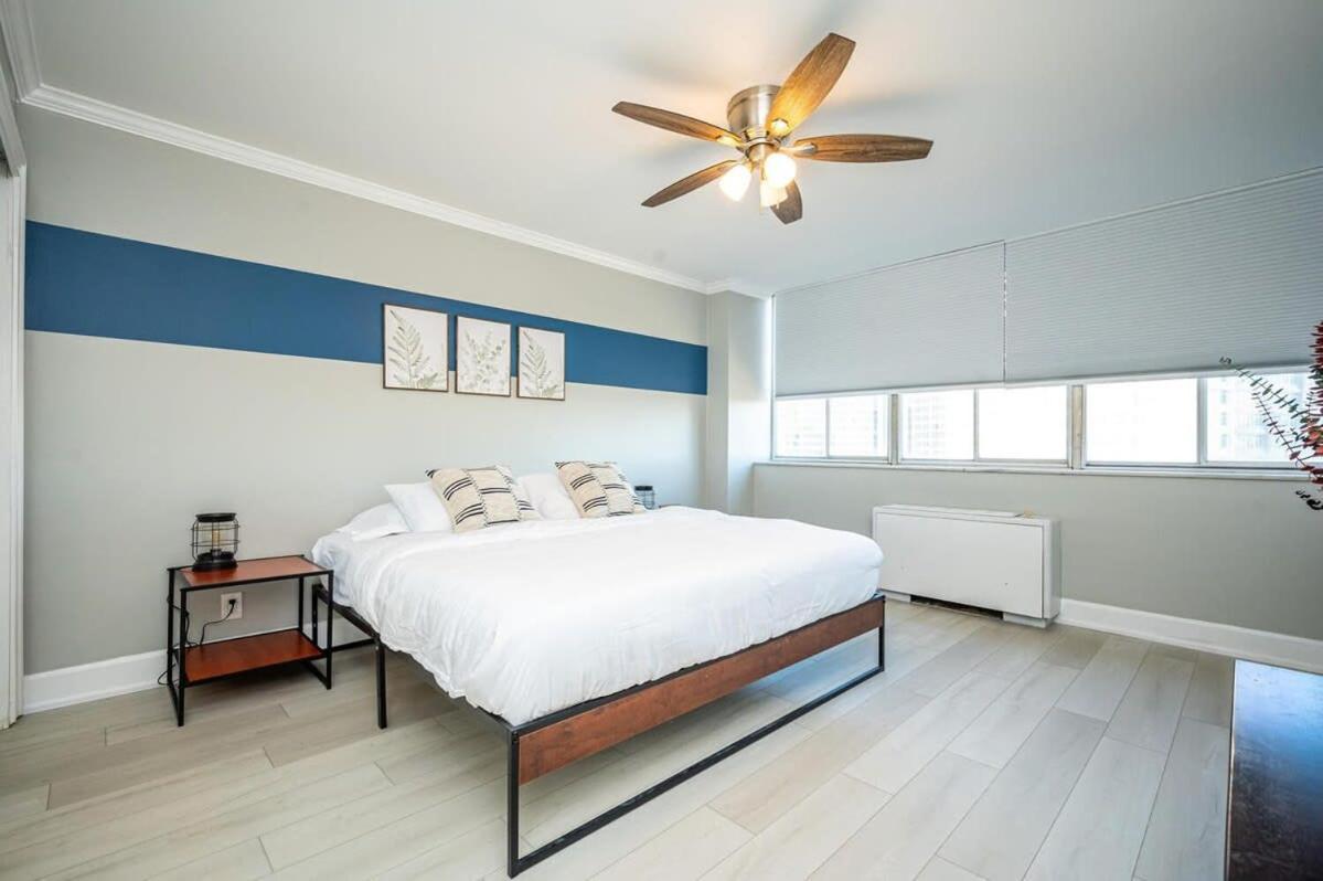 Holiday home Downtown Atl Onsite Parking King Bed & Bonus Lm1901 *