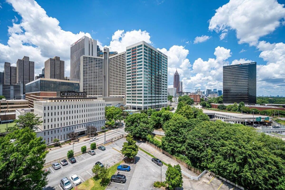 Holiday home Downtown Atl Onsite Parking King Bed & Bonus Lm1901 *